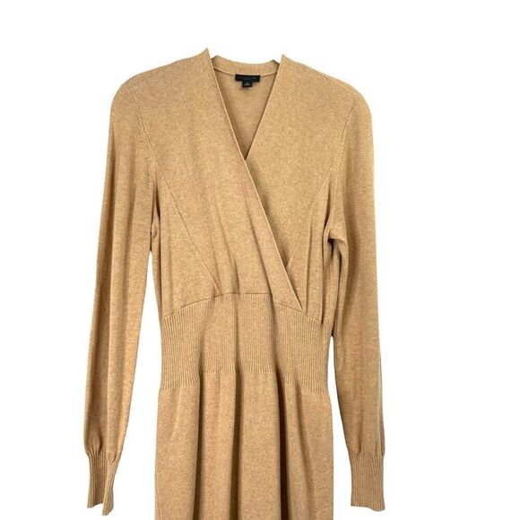 Ann Taylor knit cross v neck midi sweater dress Size M tan caramel neutral - Picture 2 of 8
